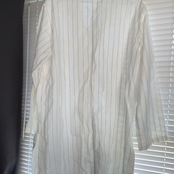 Chico’s Linen Tunic - Picture 2 of 6